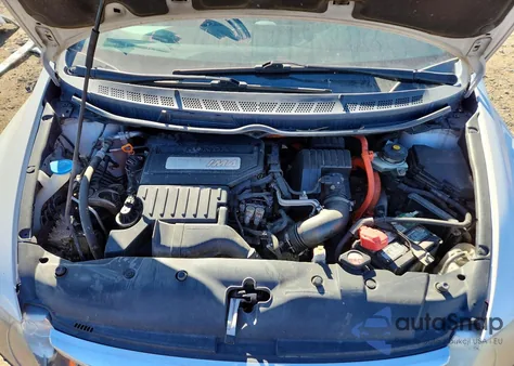 2010 Honda Civic Hybrid z USA, uszkodzony, nr VIN JHMFA3F25AS003515